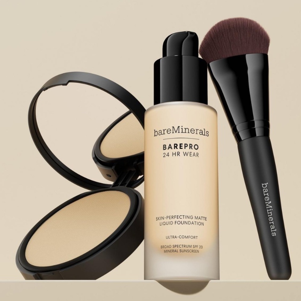 bareMinerals | Luxe Performance Brush, NWT - Picture 7 of 7